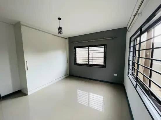 3-bedroom-flat-for-rent-in-ibex-hill-big-3