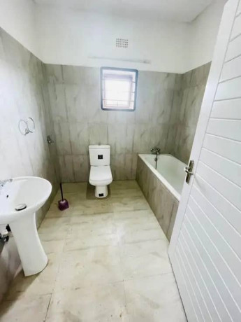 3-bedroom-flat-for-rent-in-ibex-hill-big-4