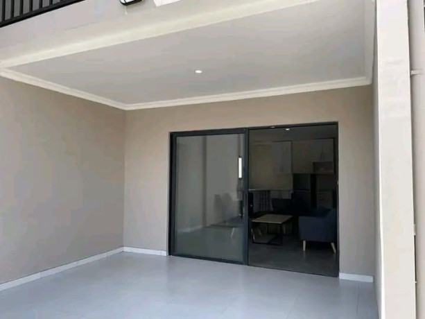 2-bedroom-flat-for-rent-in-roma-big-5