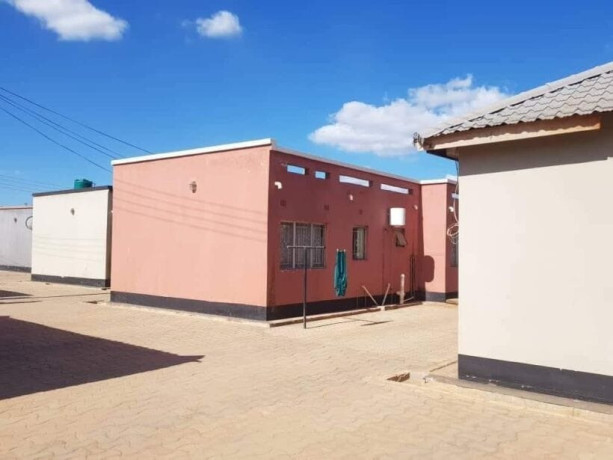 1-bedroom-flat-for-rent-in-chalala-big-4