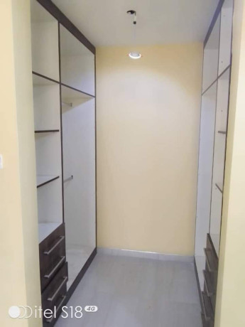 3-bedroom-flat-for-rent-in-chalala-big-4