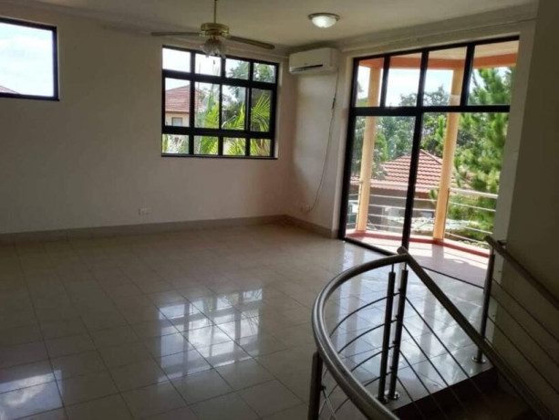 2-bedroom-flat-for-rent-in-woodlands-big-2
