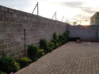 neat-and-spacious-3-bedroom-apartment-for-rent-in-chalala