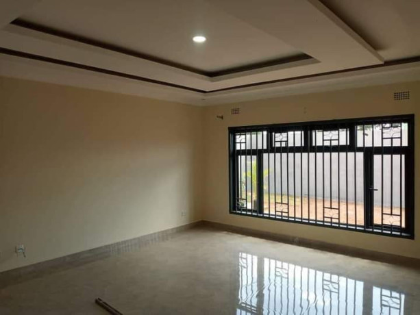 4-bedroom-flat-for-rent-in-makeni-east-big-5