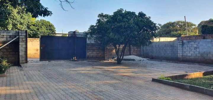 1-bedroom-flat-for-rent-in-chalala-big-8