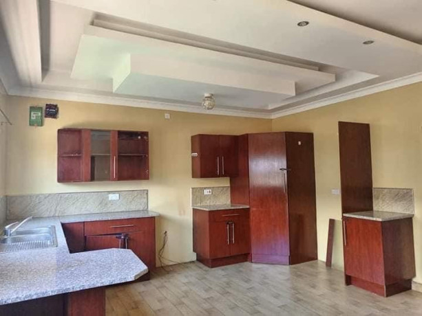 3-bedroom-flat-for-rent-in-makeni-big-4