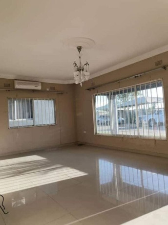 2-bedroom-flat-for-rent-in-ibex-hill-big-4