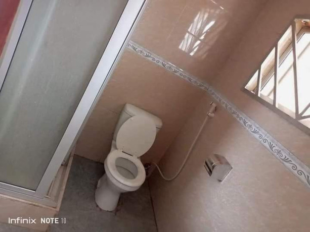 2-bedroom-flat-for-rent-in-chalala-big-2