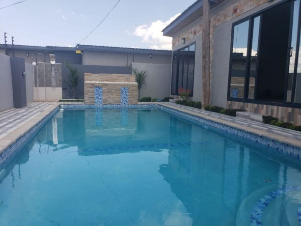 modern-two-bedroom-apartment-for-rent-in-ibex-hill-big-9