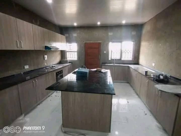 recently-built-3-bedroom-house-with-exciting-features-big-0