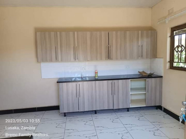 2-bedroom-flat-for-rent-in-chalala-big-1