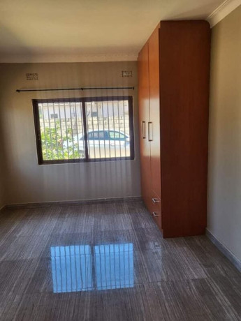 2-bedroom-flat-for-rent-in-meanwood-ibex-big-4