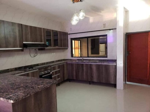 2-bedroom-flat-for-rent-in-ibex-hill-big-8
