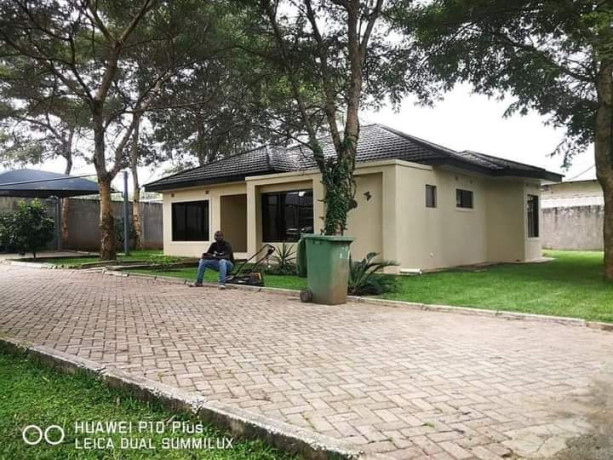 3-bedroom-flat-for-rent-in-makeni-big-0