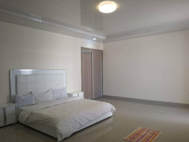 2-bedroom-flat-for-rent-in-ibex-hill-big-8