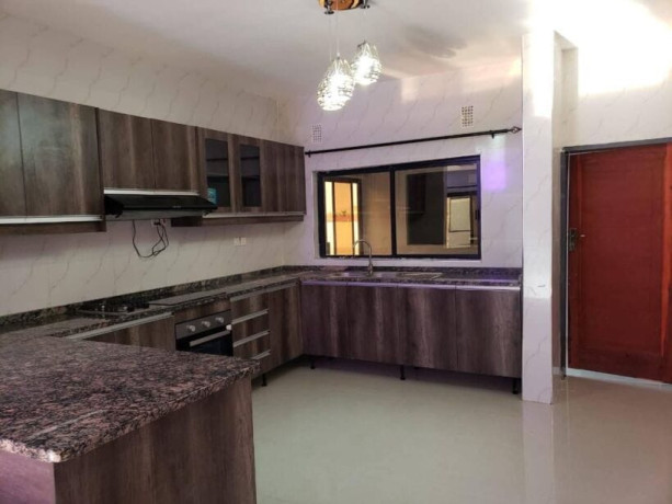 2-bedroom-flat-for-rent-in-ibex-hill-big-9