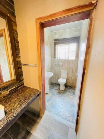 2-bedroom-flat-for-rent-in-ibex-meanwood-big-3