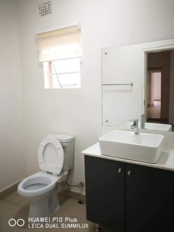 3-bedroom-flat-for-rent-in-kabulonga-big-7