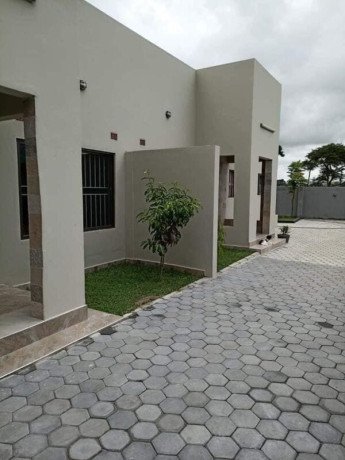 2-bedroom-flat-for-rent-in-waterfalls-big-1