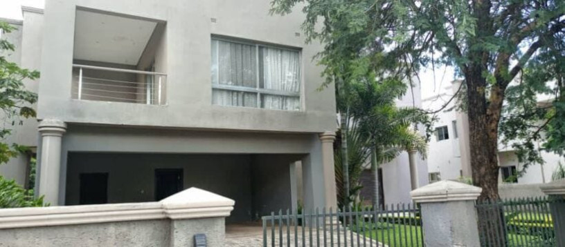 3-bedroom-flat-in-eureka-park-big-3