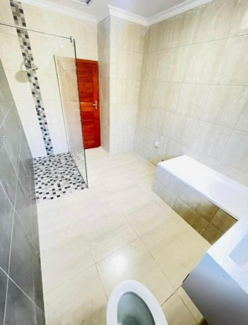 3-bedroomed-house-for-rent-in-new-kasama-big-2