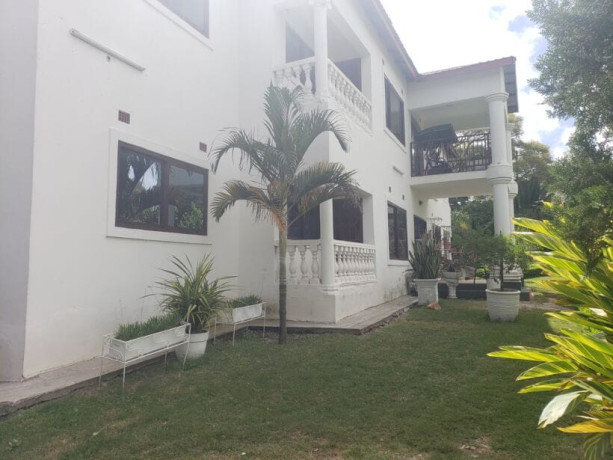 3-bedroom-furnished-apartment-in-chudleigh-big-0