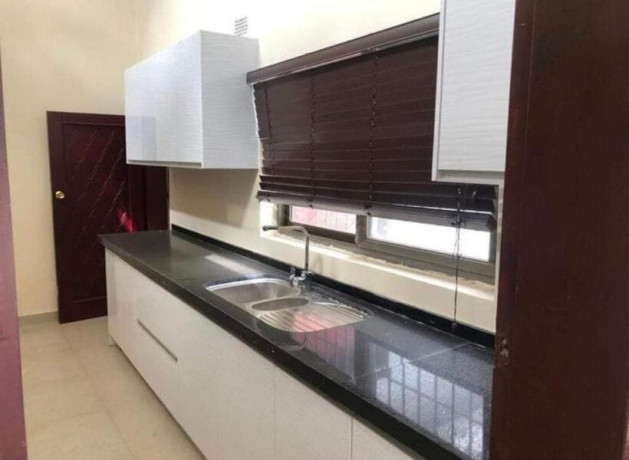 4-bedroom-house-for-rent-in-roma-big-7