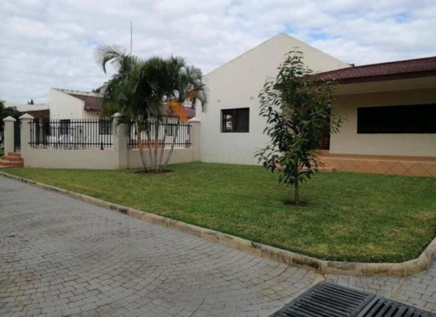 3-bedroom-house-for-rent-in-olympia-big-8