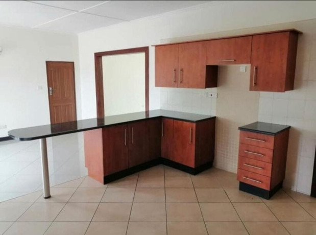 3-bedroom-house-for-rent-in-olympia-big-4