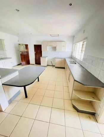 4-bedroom-house-for-rent-in-kabulonga-big-3