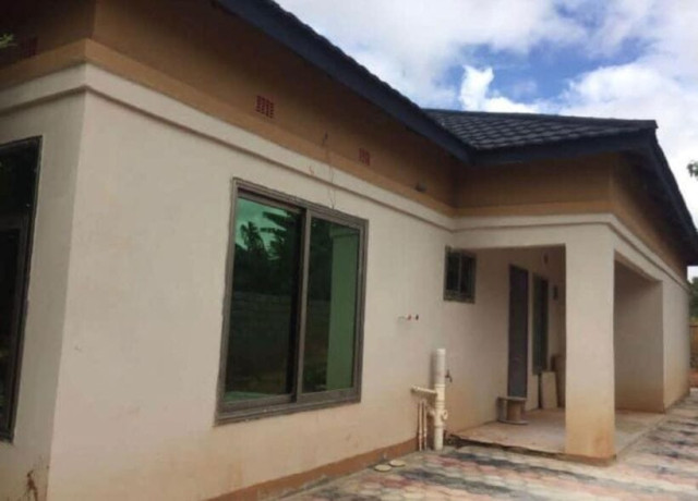 2-bedroomed-house-for-rent-big-9