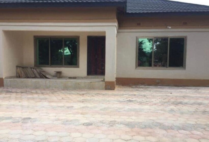 2-bedroomed-house-for-rent-big-8