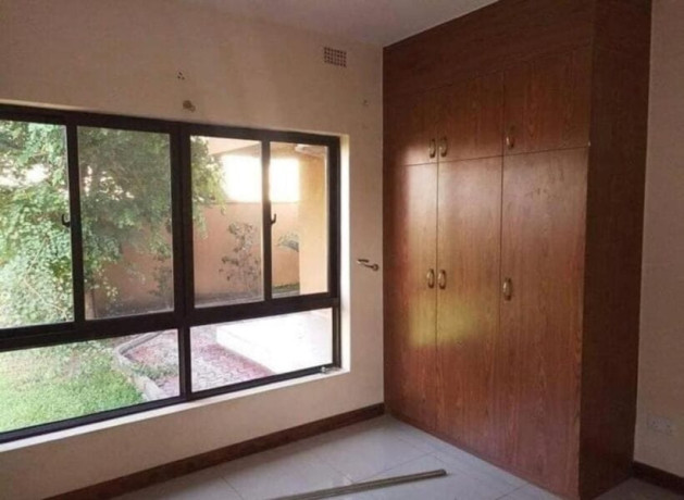 3-bedroom-house-for-rent-in-roma-park-big-5