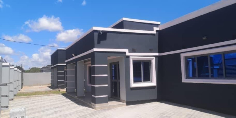 2-bedroom-flat-for-rent-in-silverest-big-8