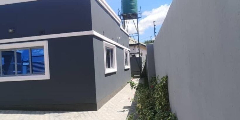 2-bedroom-flat-for-rent-in-silverest-big-7