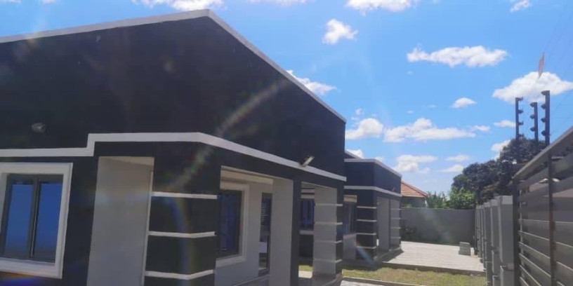 2-bedroom-flat-for-rent-in-silverest-big-3