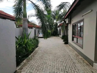 3-bedroomed-apartment-for-sale-in-roma-park