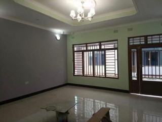 2-bedroomed-flat-for-rent-in-lilayi