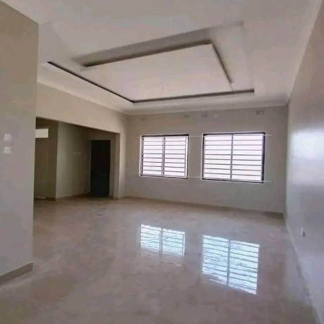 modern-flat-close-to-apex-university-big-3