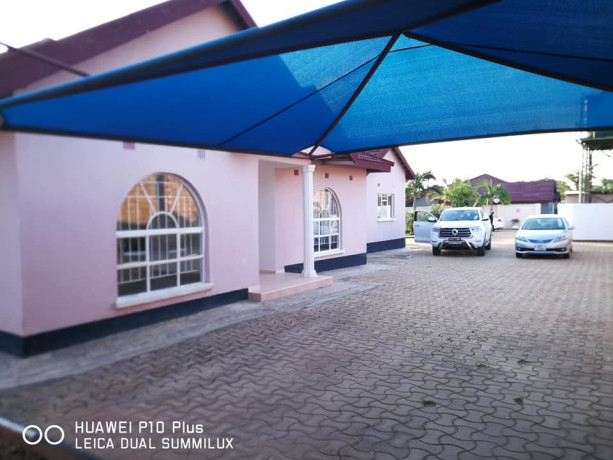 3-bedroom-house-for-rent-in-roma-big-7