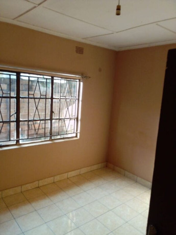 3-bedroom-house-for-rent-in-avondale-big-0