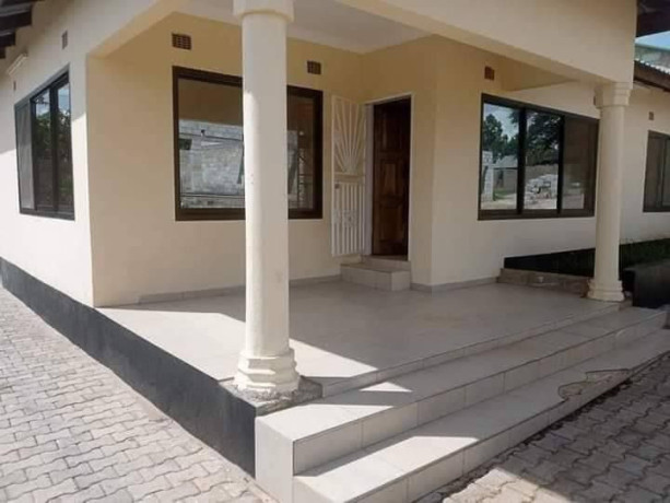 3-bedroom-flat-for-rent-in-roma-big-4