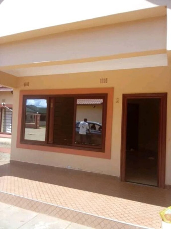 3-bedroom-house-for-rent-in-waterfalls-big-3