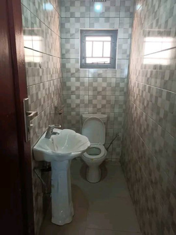 beautiful-4-bedroom-flat-with-master-bedroom-in-serene-environment-big-5