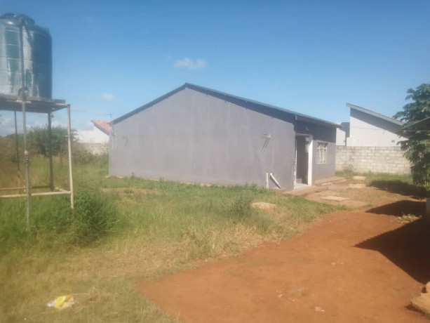 2-bedroom-flat-for-rent-in-lilayi-big-4