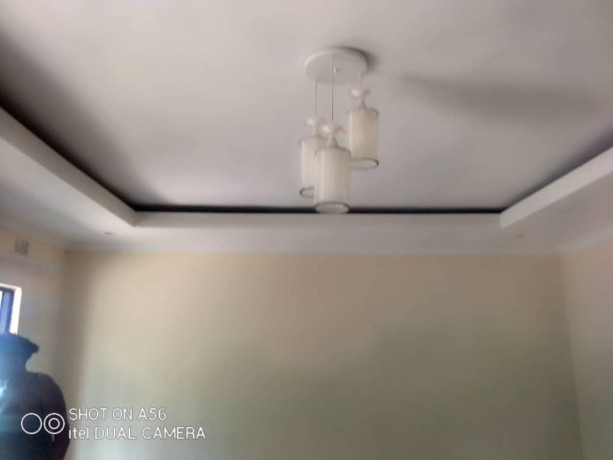 2-bedroom-flat-for-rent-in-meanwood-big-5