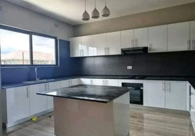 4-bedroom-house-for-rent-in-new-kasama-big-2