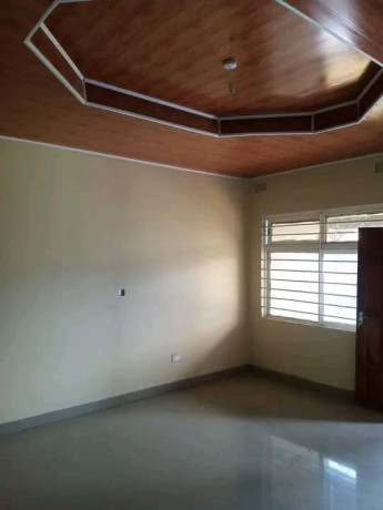 3-bedroom-flat-for-rent-in-makeni-east-big-1