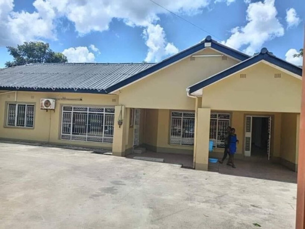 4-bedroom-stand-alone-house-for-rent-in-phi-big-1