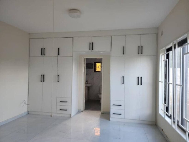 3-bedroom-flat-for-rent-in-meanwood-ibex-big-4